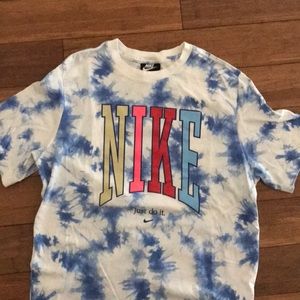 Nike tie dye t-shirt Men’s medium